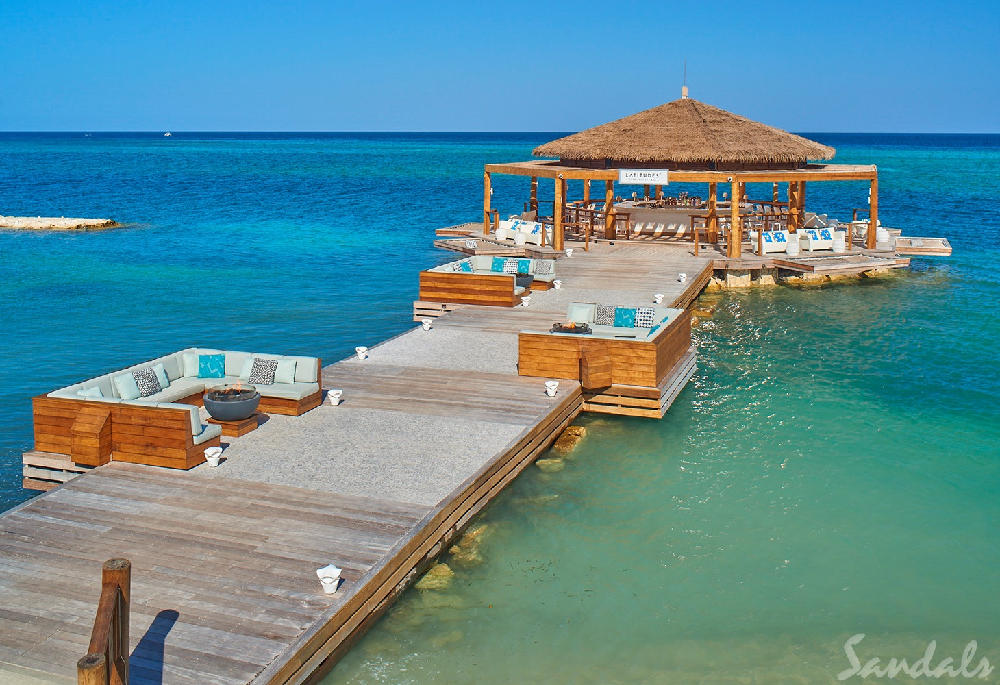 Sandlas Resort ocean cabana