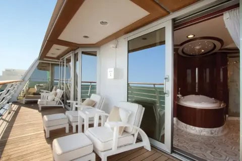 OOcania Class Owner Suite Balcony